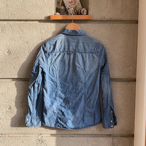 Denim Shirt in Medium Wash - Picture 8 of 9